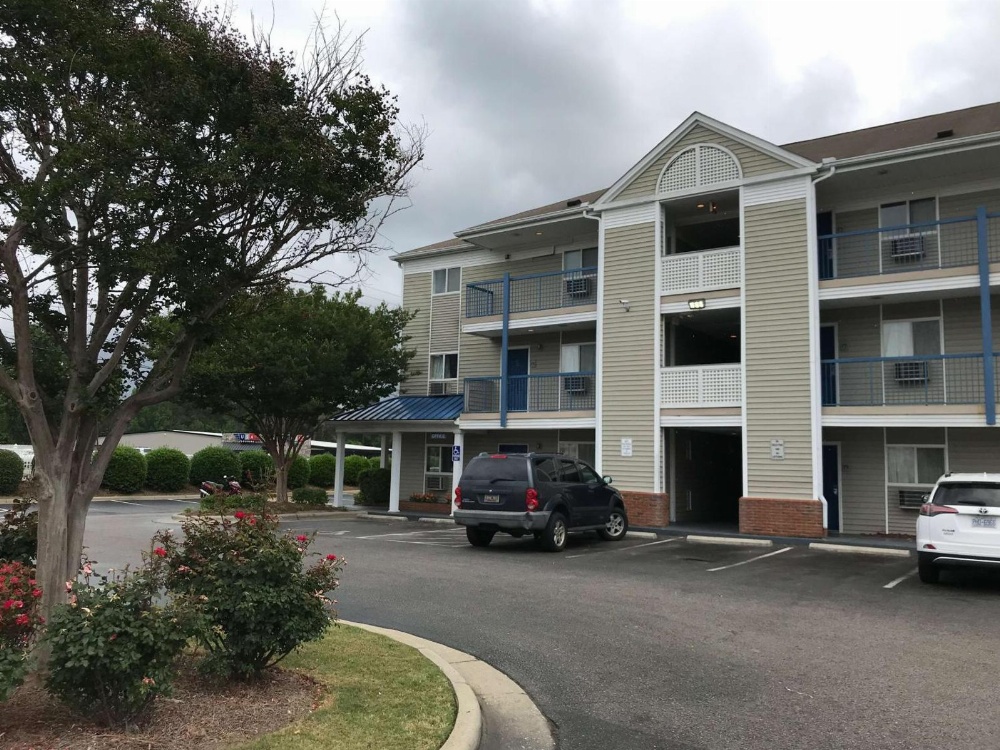 Motel 6-Fayetteville, NC - Fort Liberty Area