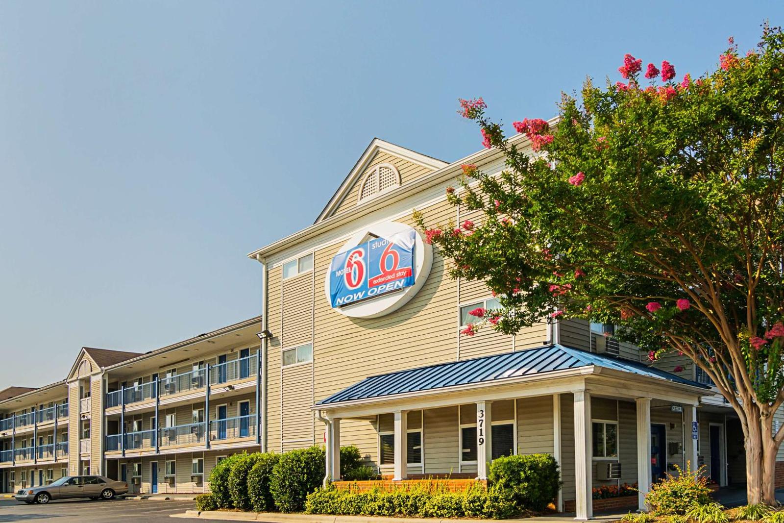 Motel 6-Fayetteville, NC - Fort Liberty Area